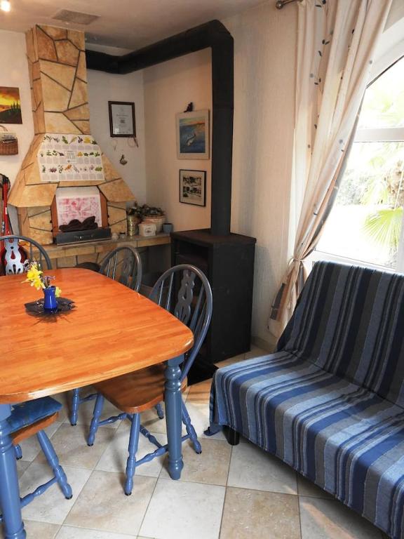 Część wypoczynkowa w obiekcie SEASIDE VACATION RENTAL 4TUNA