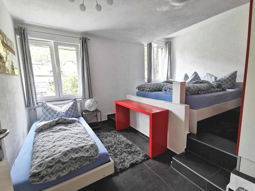 
One-Bedroom Apartment (5 Adults)
