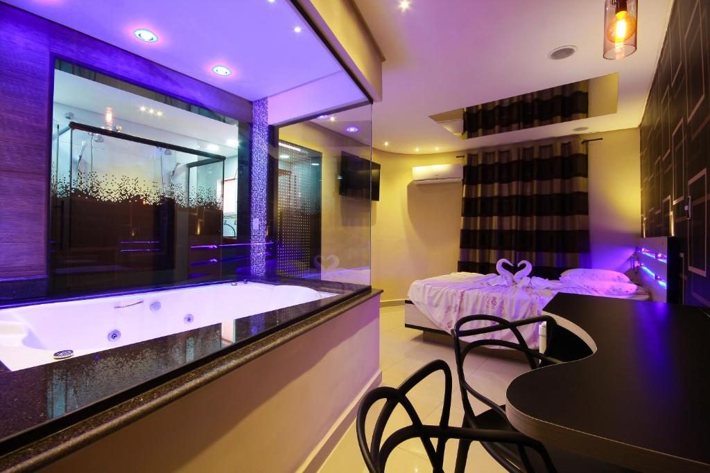  Motel Las Brisas