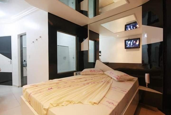  Motel Las Brisas