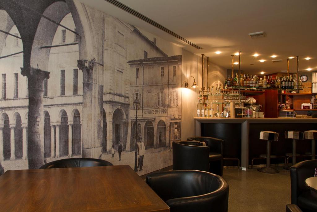 Lounge nebo bar v ubytování Hotel Europa