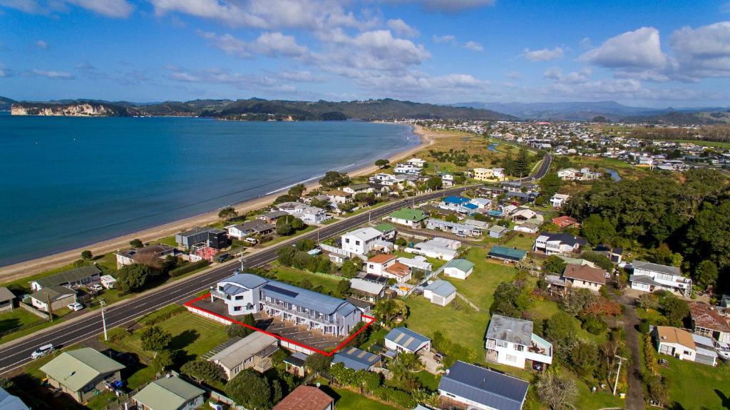 Bayside Motel Whitianga - Vierbettzimmer Mit Balkon