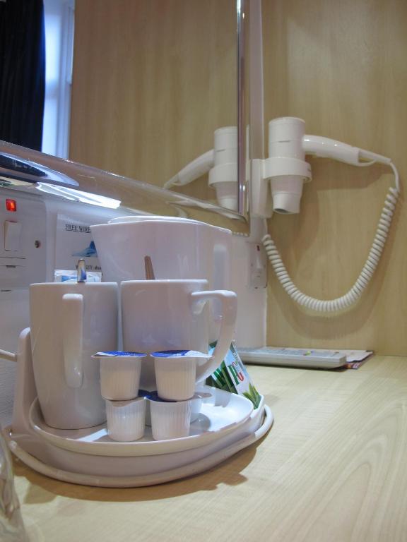 Alhambra Hotel - Resim 3