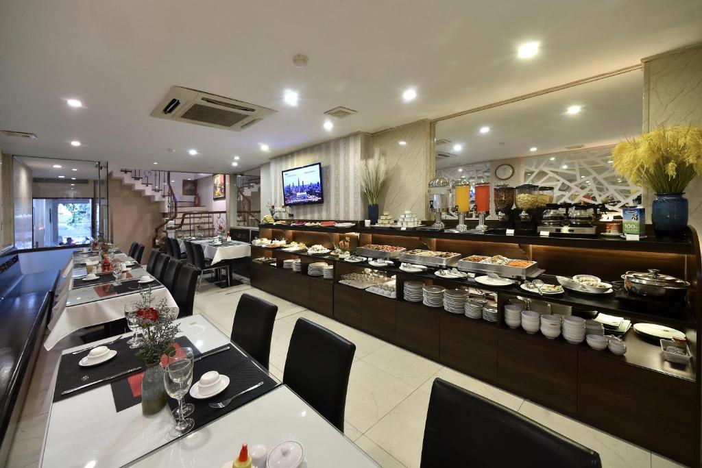 Restaurace v ubytování Hanoi Eternity Hotel