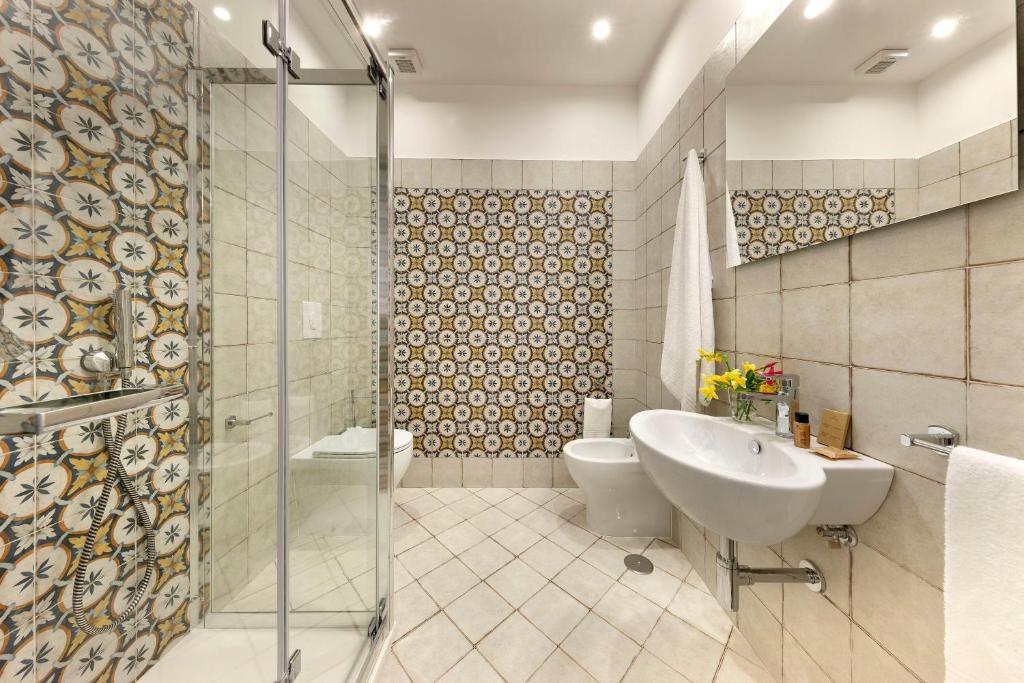 Koupelna v ubytování Delle Rose Suites