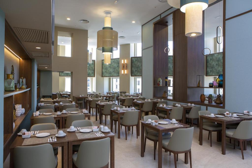 Riu Plaza España - Resim 41