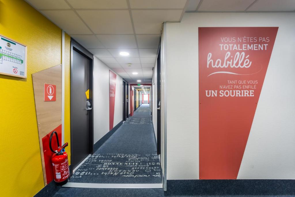 Certifikát, hodnocení, plakát nebo jiný dokument vystavený v ubytování B&B HOTEL Nancy Frouard