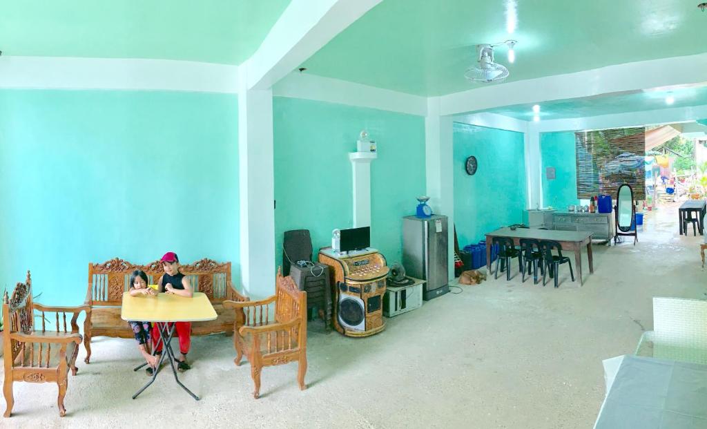 Foto da galeria de Carillo guest house em Coron