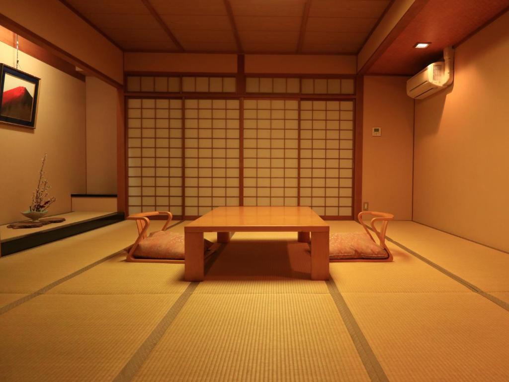 Izumiya Ryokan - Japanse Stijl Kamer