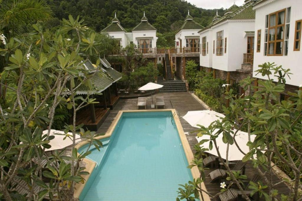 Bazén v ubytování Keereeta Resort nebo v jeho okolí