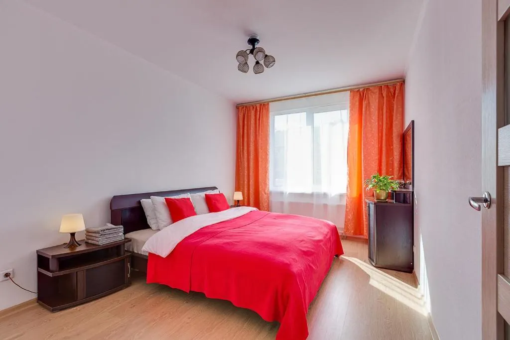 LETOxPLACE - 2 ROOMS - 55m2, Kudrovo, Russia