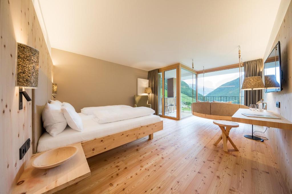 Tonzhaus Hotel