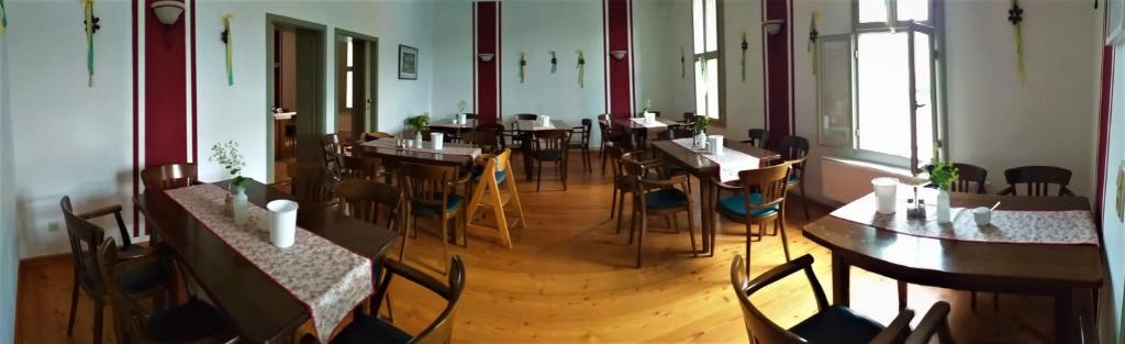 Restaurace v ubytování Hotel Gasthaus Weisser Mönch