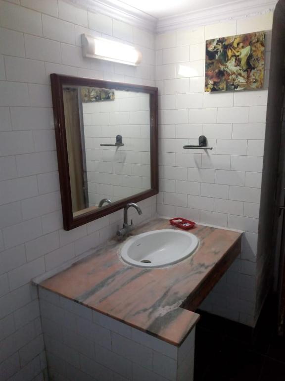 Koupelna v ubytování Hotel Ganga Ratan