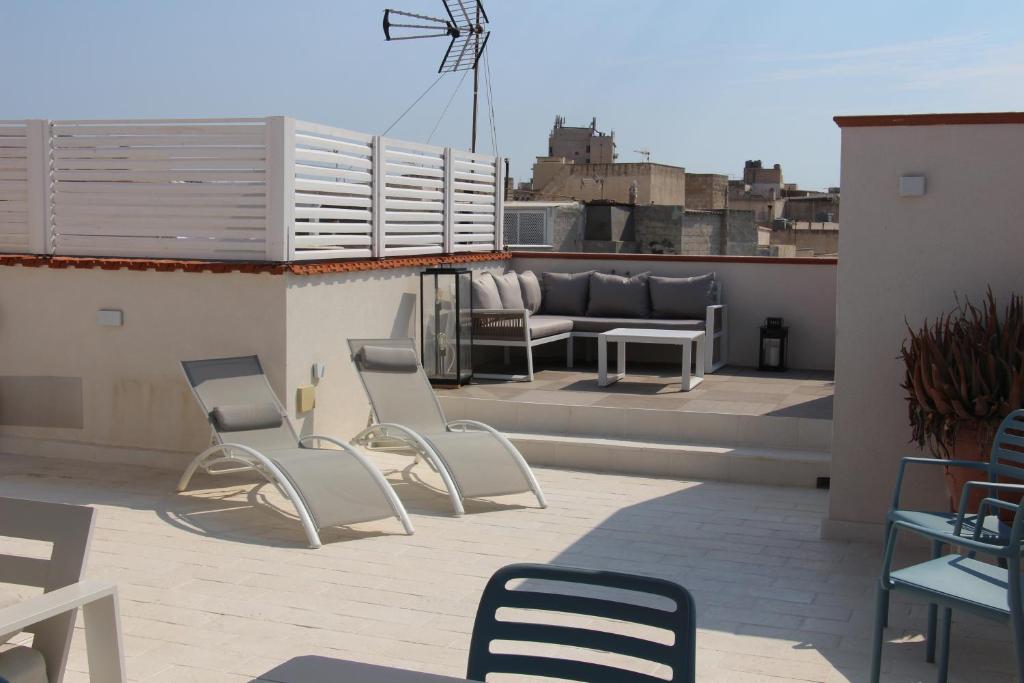 A balcony or terrace at Lanterna sul mare