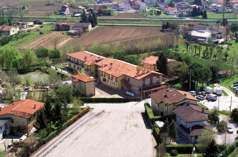 Letecký snímek ubytování Hotel Da Gigi