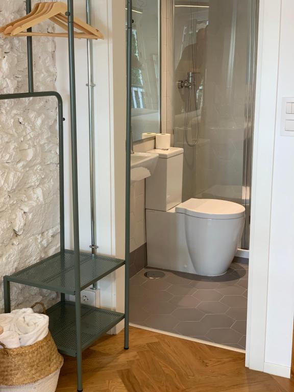 A bathroom at Oktheway Coruña Historic Center