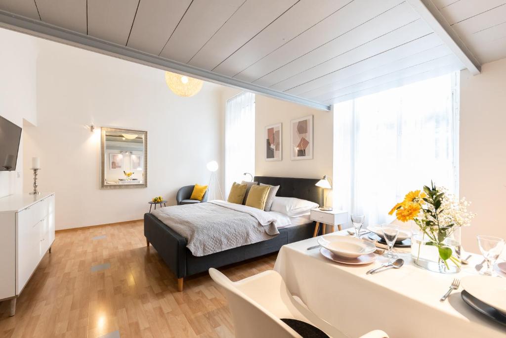 Prague Historic Center Apartments - 3