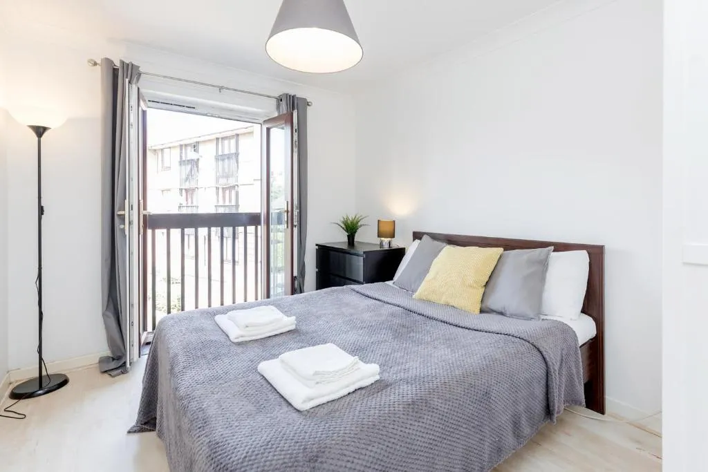 Gorgeous, Homely 2 Bed Apartment London Stratford, Londra, Marea Britanie