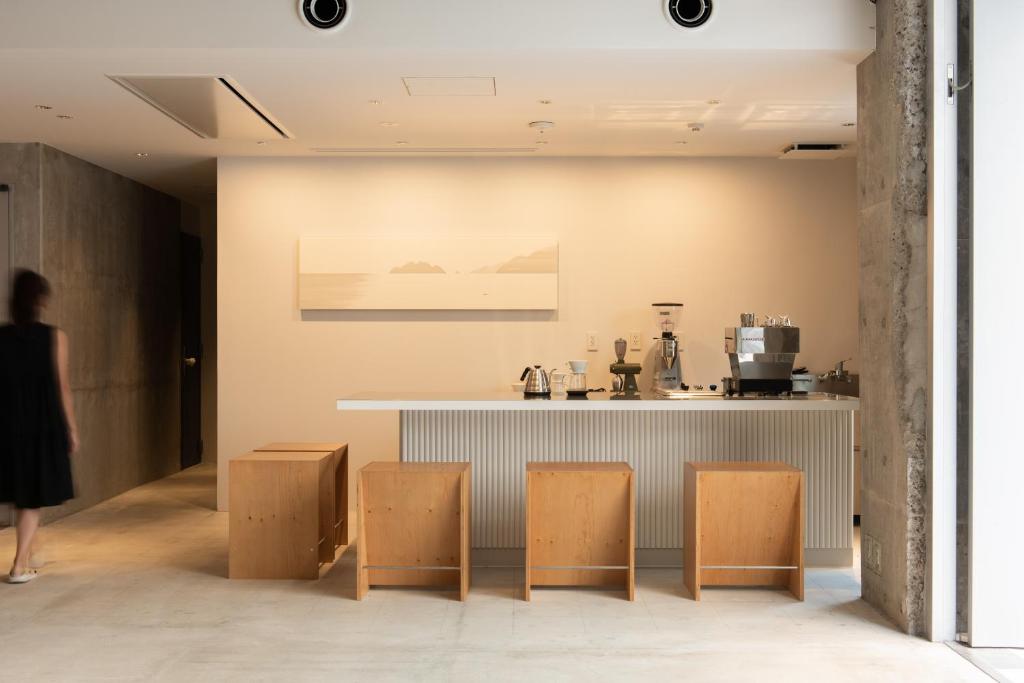 KIRO 広島 by THE SHARE HOTELS にあるコーヒーまたはお茶