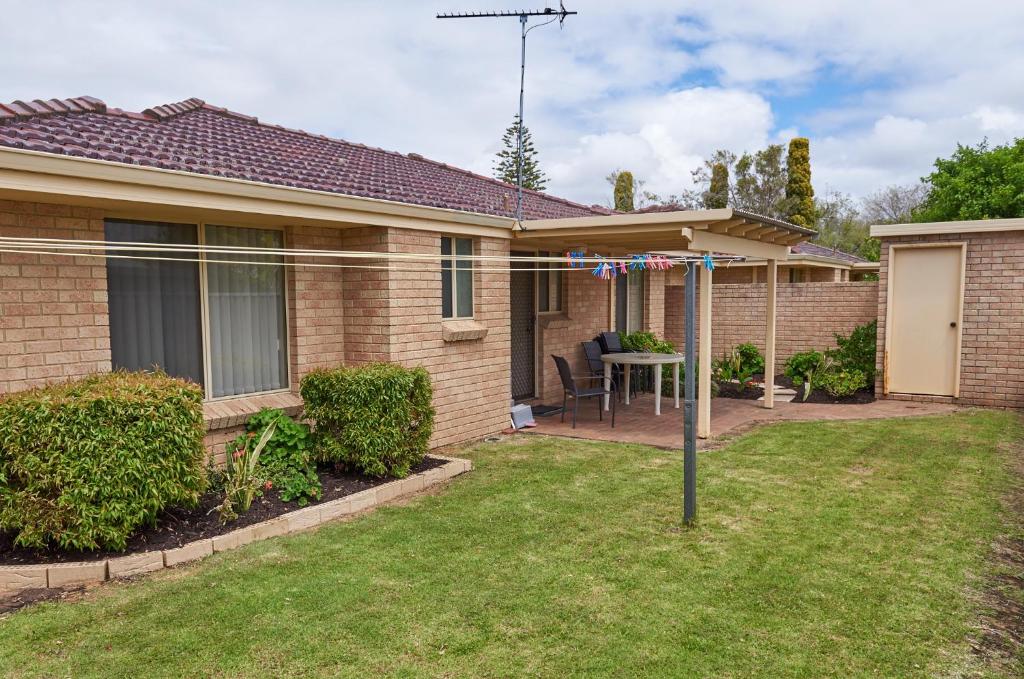 Zahrada ubytování API Busselton Seaside Escape Apartments