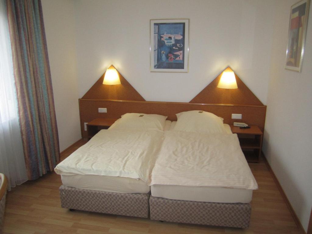 Hotel Fährhaus - Double Or Twin Room