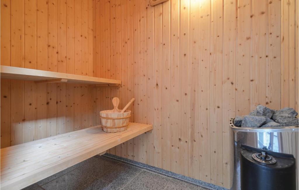 Kuchyň nebo kuchyňský kout v ubytování Holiday Home Metholmvej