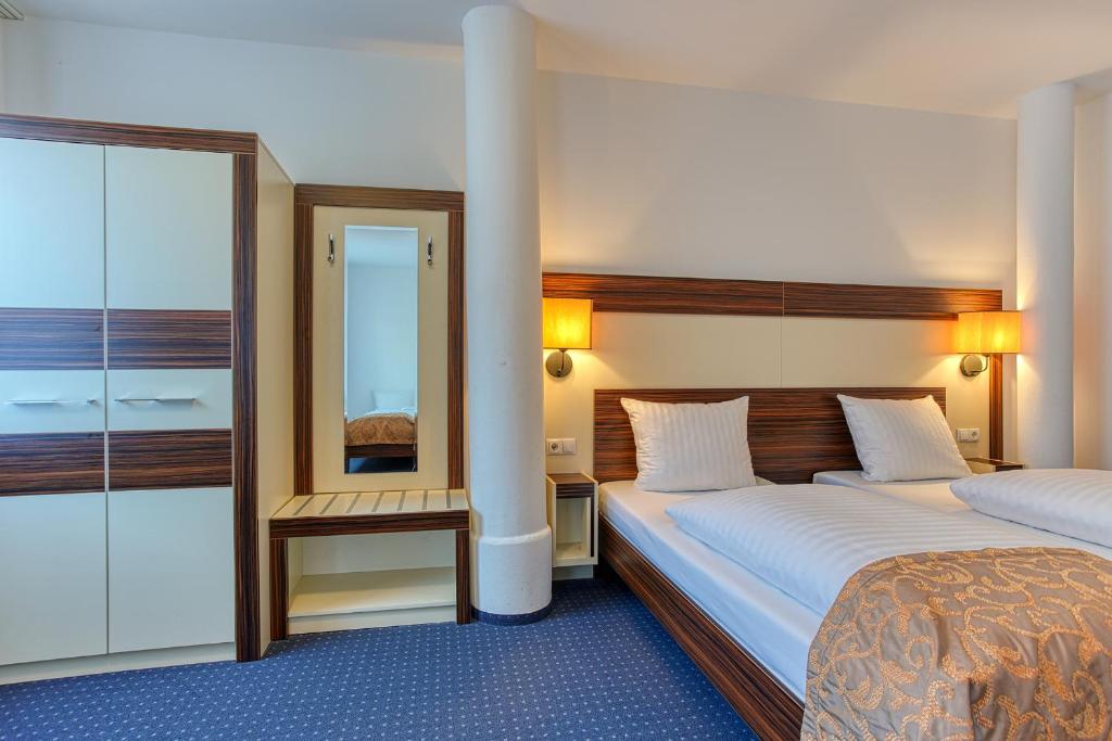 Centro Hotel Braunschweig City, Trademark Collection by Wyndham - Accessible Family Room