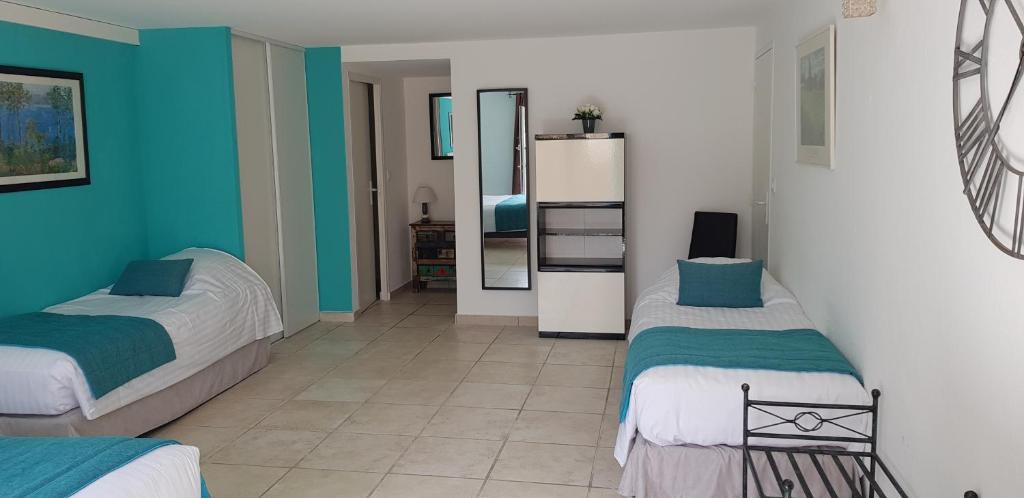 Les Bastides Saint Paul - Quadruple Room