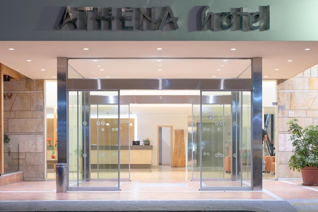 Exteriér alebo vchod do ubytovania Athena Hotel