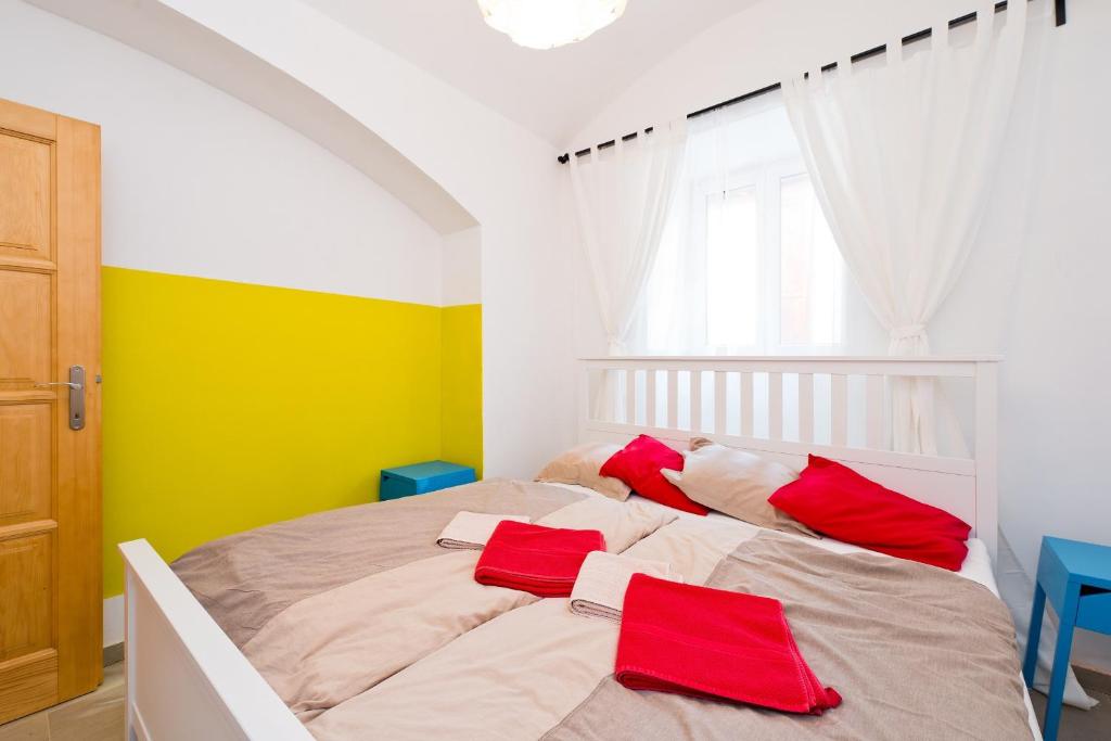 Postel nebo postele na pokoji v ubytování Budget Apartment