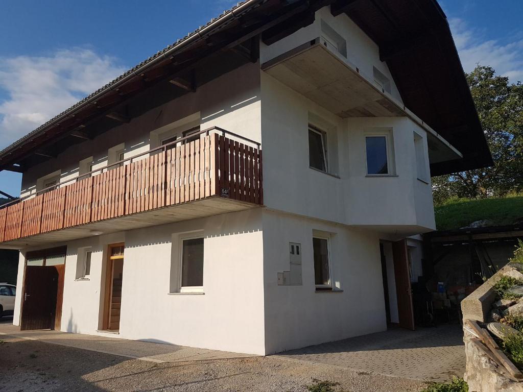 Budova, kde se apartmán nachází