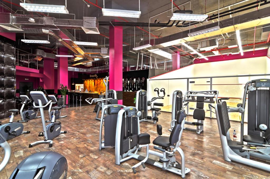 Fitness centrum a/nebo fitness zařízení v ubytování Hotel Rzeszów