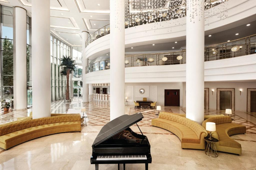 Posezení v ubytování Wyndham Grand Kayseri