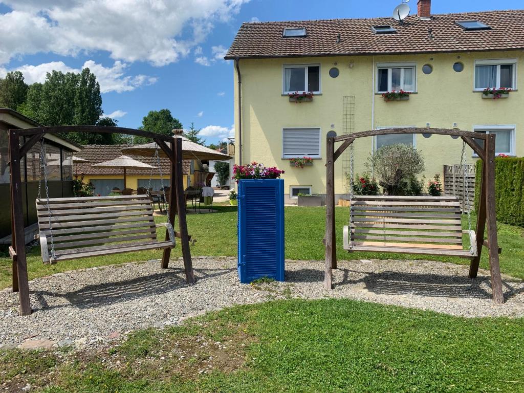 Herní místnost nebo prostor pro děti v ubytování Gästehaus am See