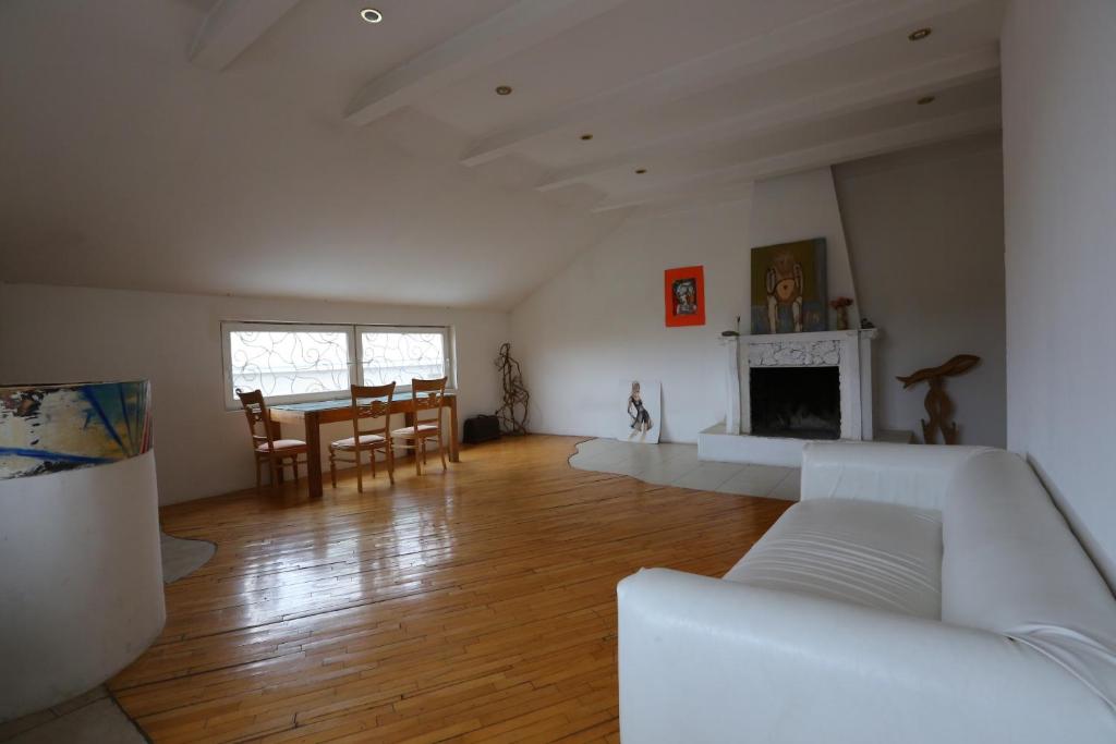 Posezení v ubytování Guest House One Two Three