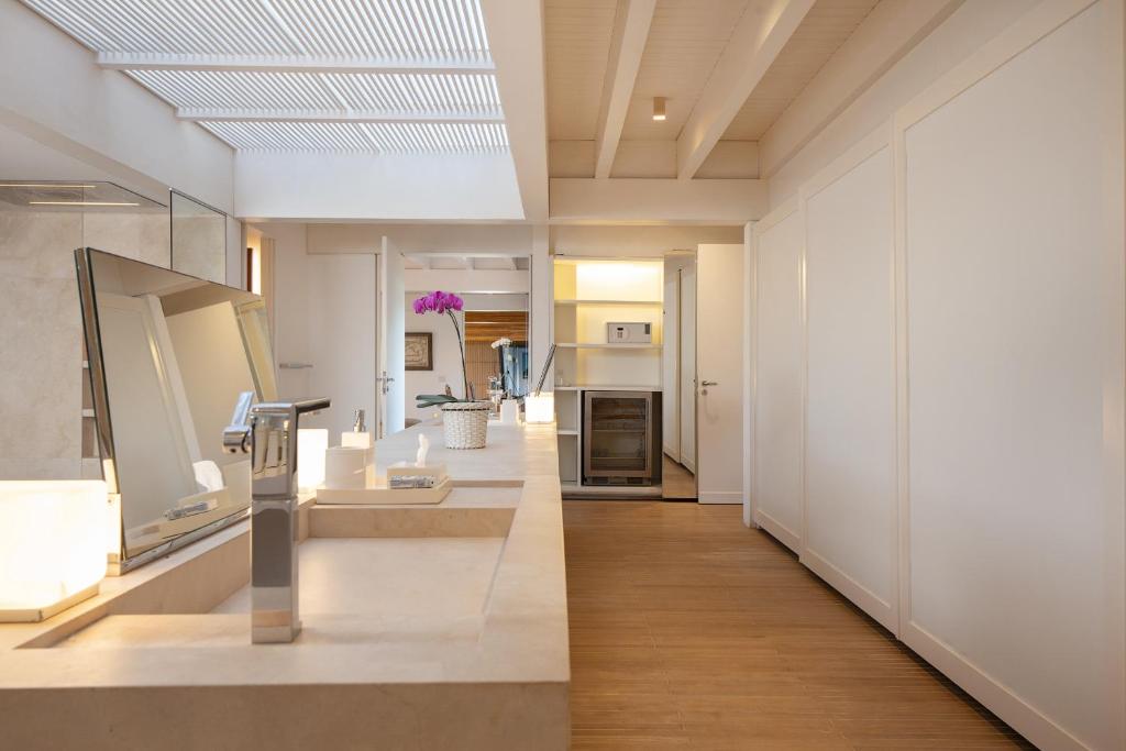  A Concept Hotel & Spa