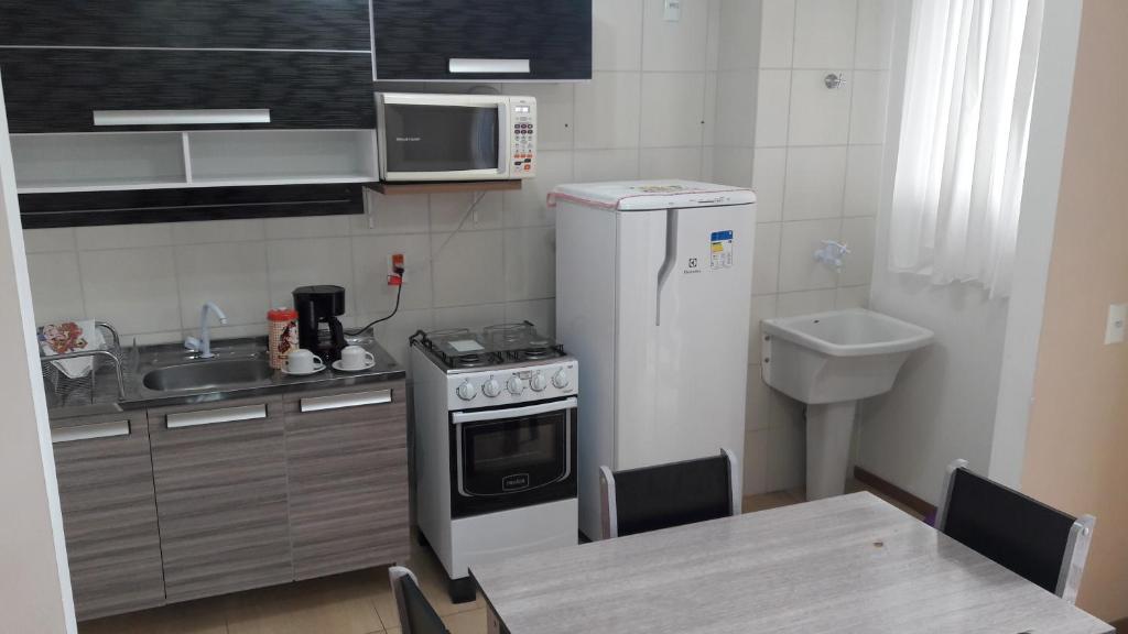 Apto no Centro Penha SC 2