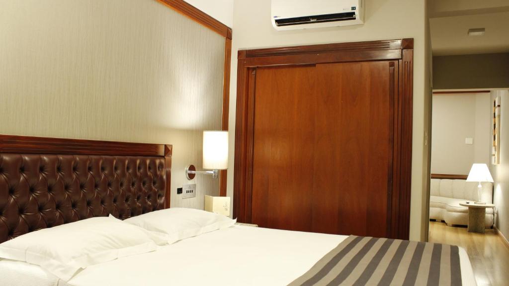  Bourbon Londrina Business Hotel