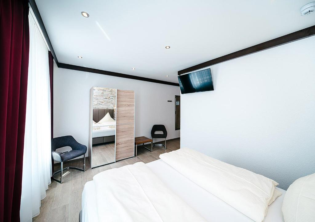 TV a/nebo společenská místnost v ubytování Central City Hotel