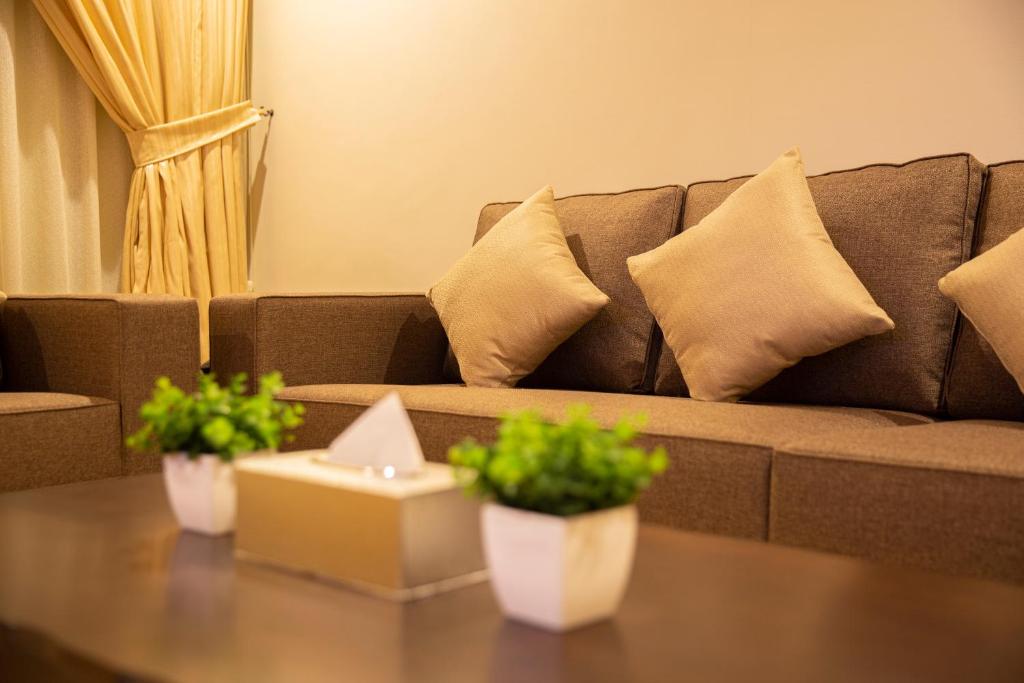 Mabet Al Tahlia Hotel Apartments - Apartamento De Tres Habitaciones