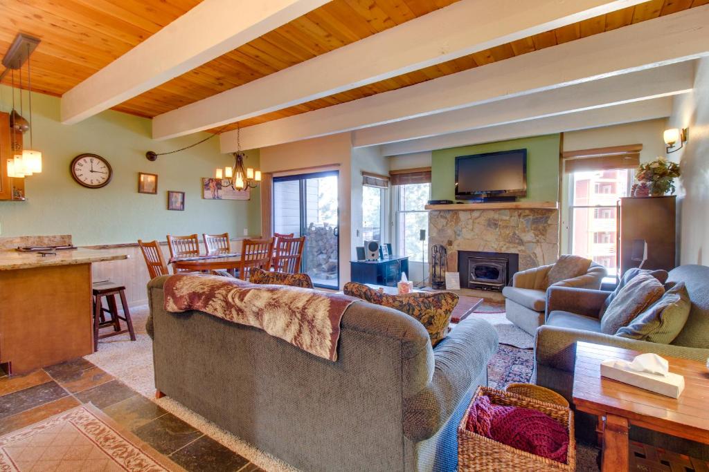 Val D'Isere 26, Mammoth Lakes (updated prices 2024)