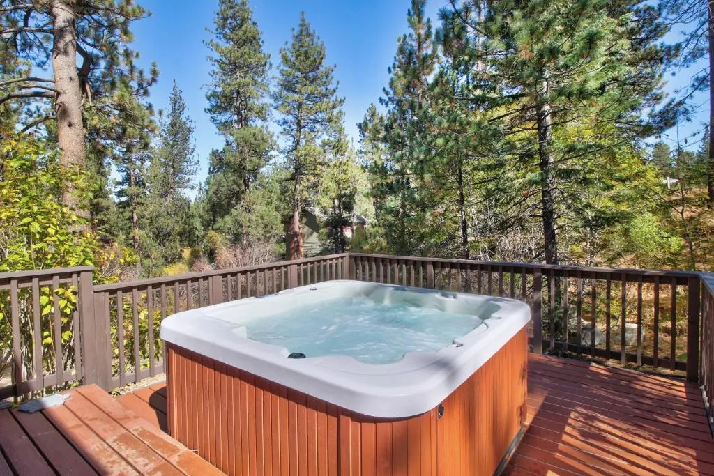 Talbot Treasure, Big Bear Lake, Statele Unite ale Americii