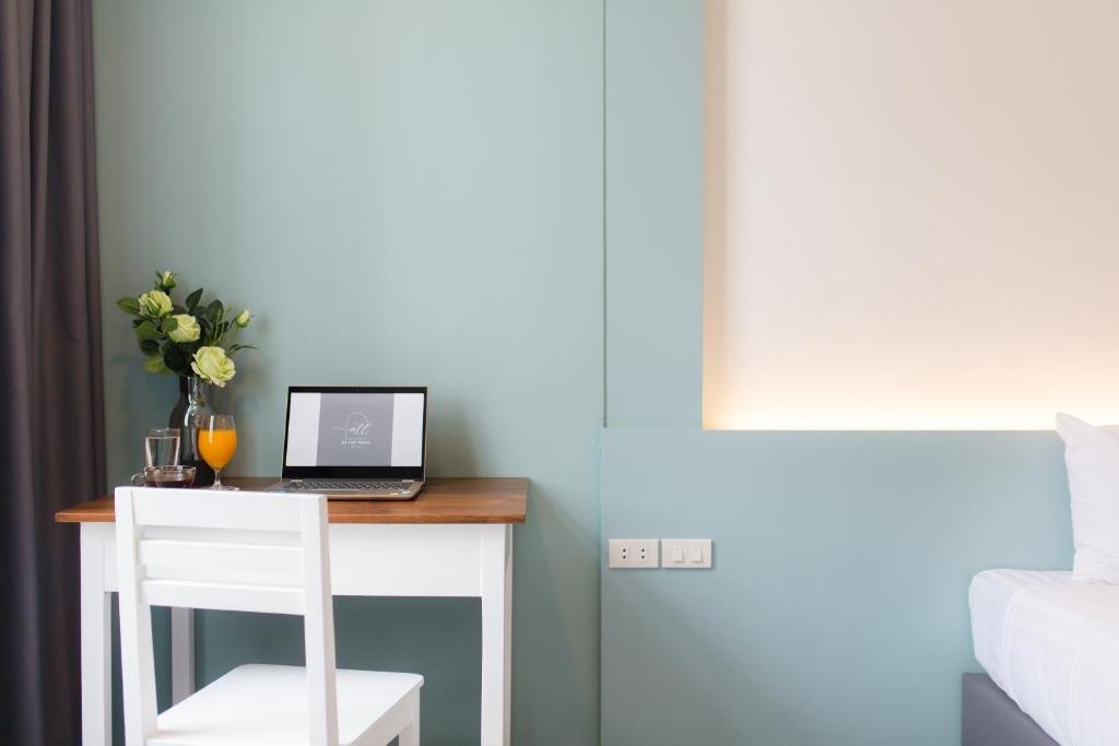 At the Train Chiang Mai Hotel - Resim 30