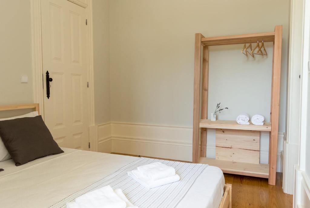 Queen's Garden Hostel - 12