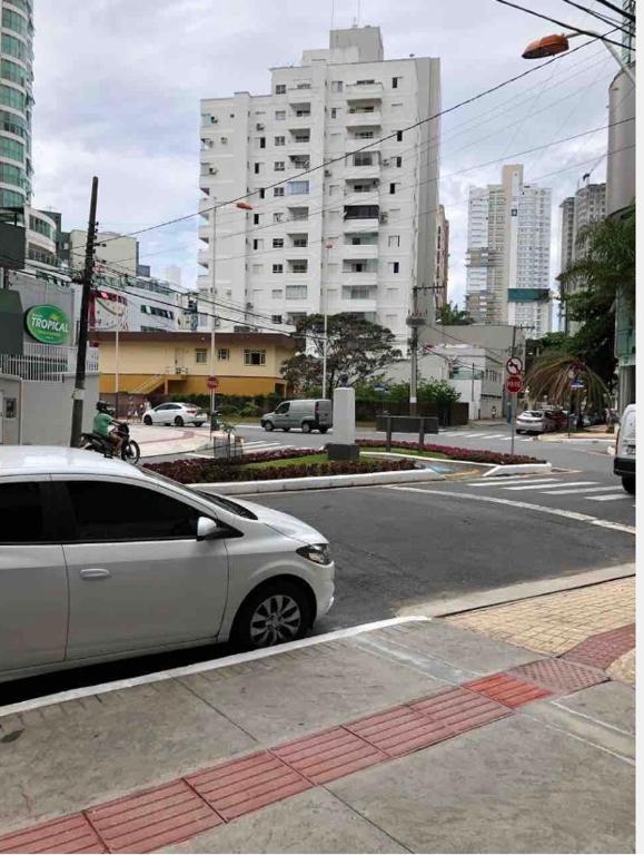  Apto próx a praia com AC para 4 pessoas