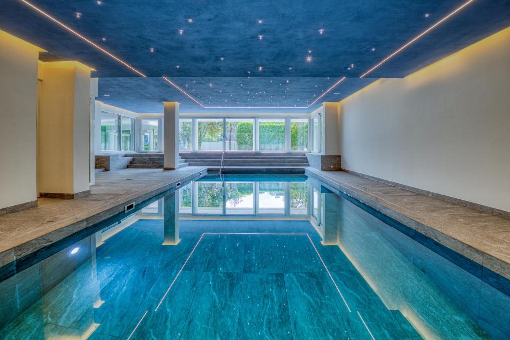 Bazén v ubytování Sasso Boretto, Luxury Holiday Apartments nebo v jeho okolí