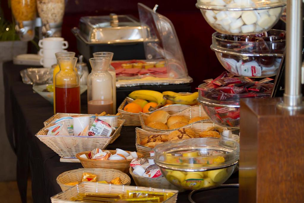 Hotel Ambassadeur - Resim 18