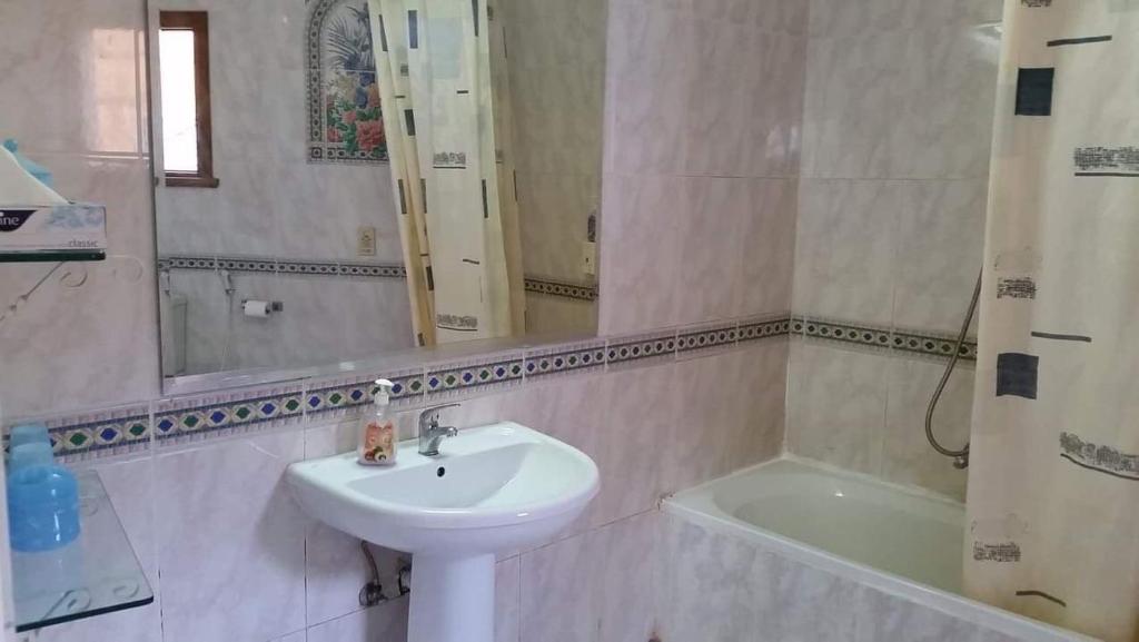 Kylpyhuone majoituspaikassa Nakhil Inn Nuweiba