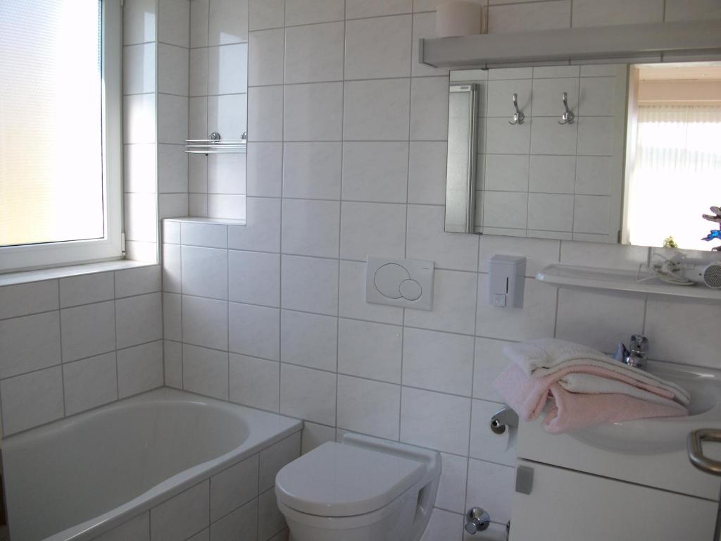 Koupelna v ubytování Haus Delphin